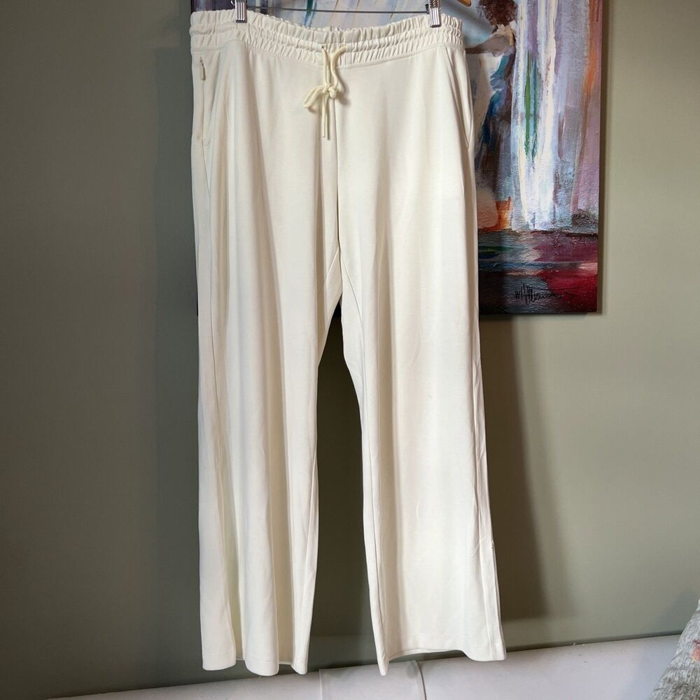 Athleta Women's Size XL Seasoft Straight Pant Drawstring Light Yellow NWOT
